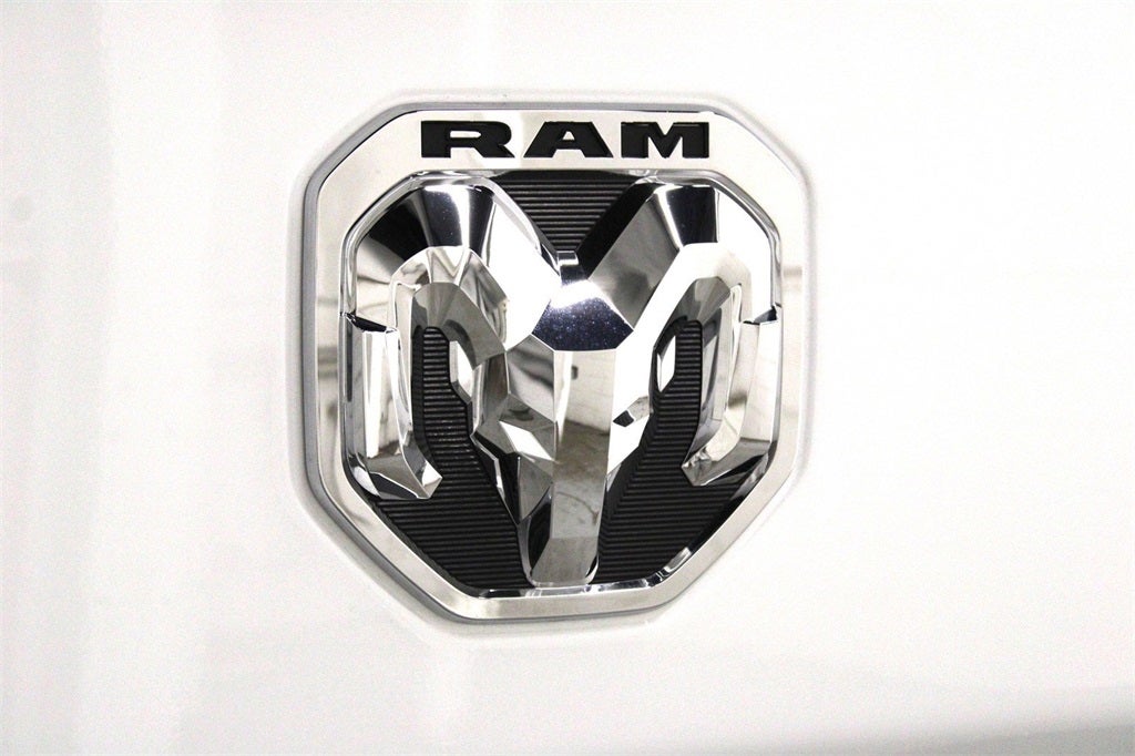 2024 RAM Ram 2500 Tradesman 4x4 Crew Cab 6'4 Box